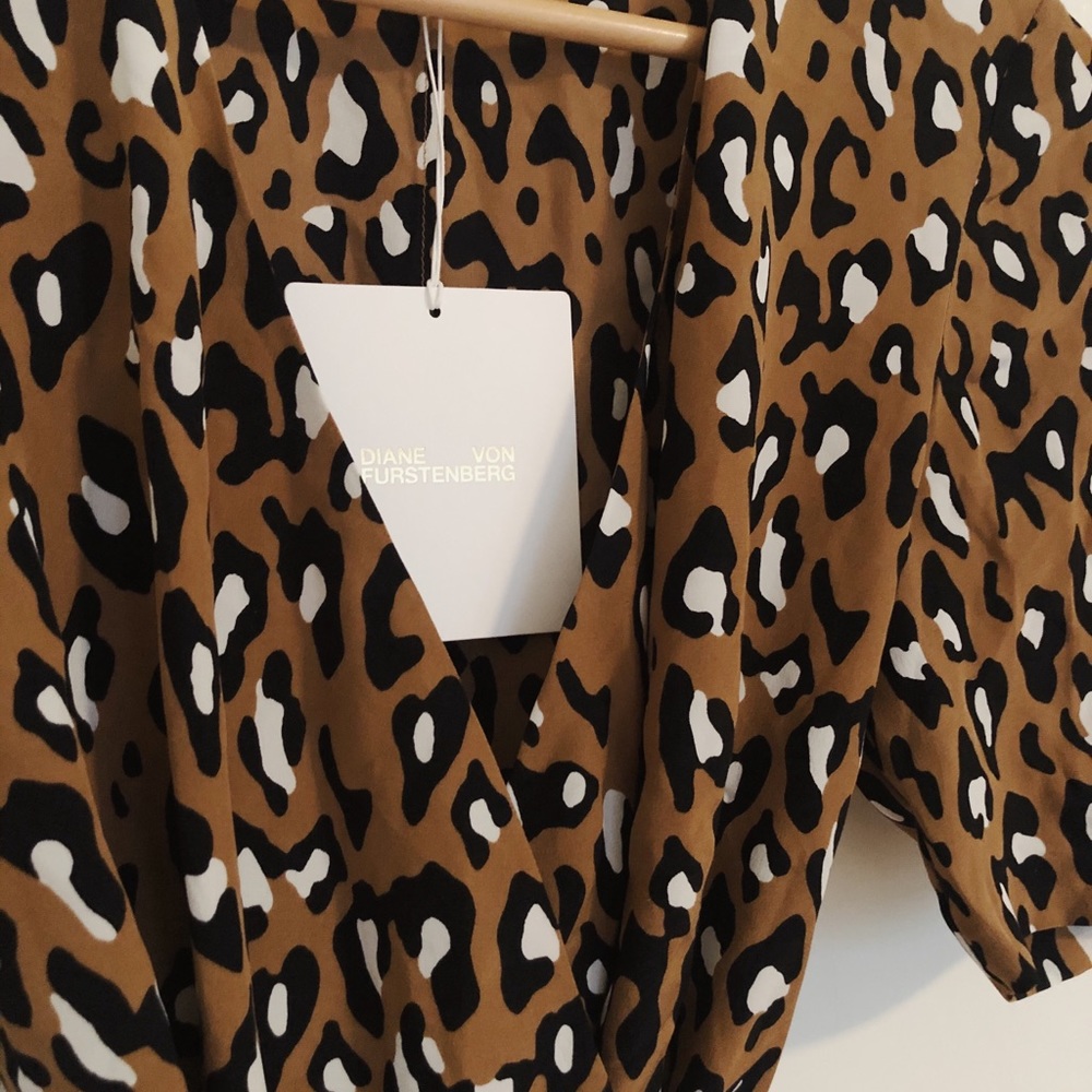 DvF leopard silk dress 🐾 iconic wrap